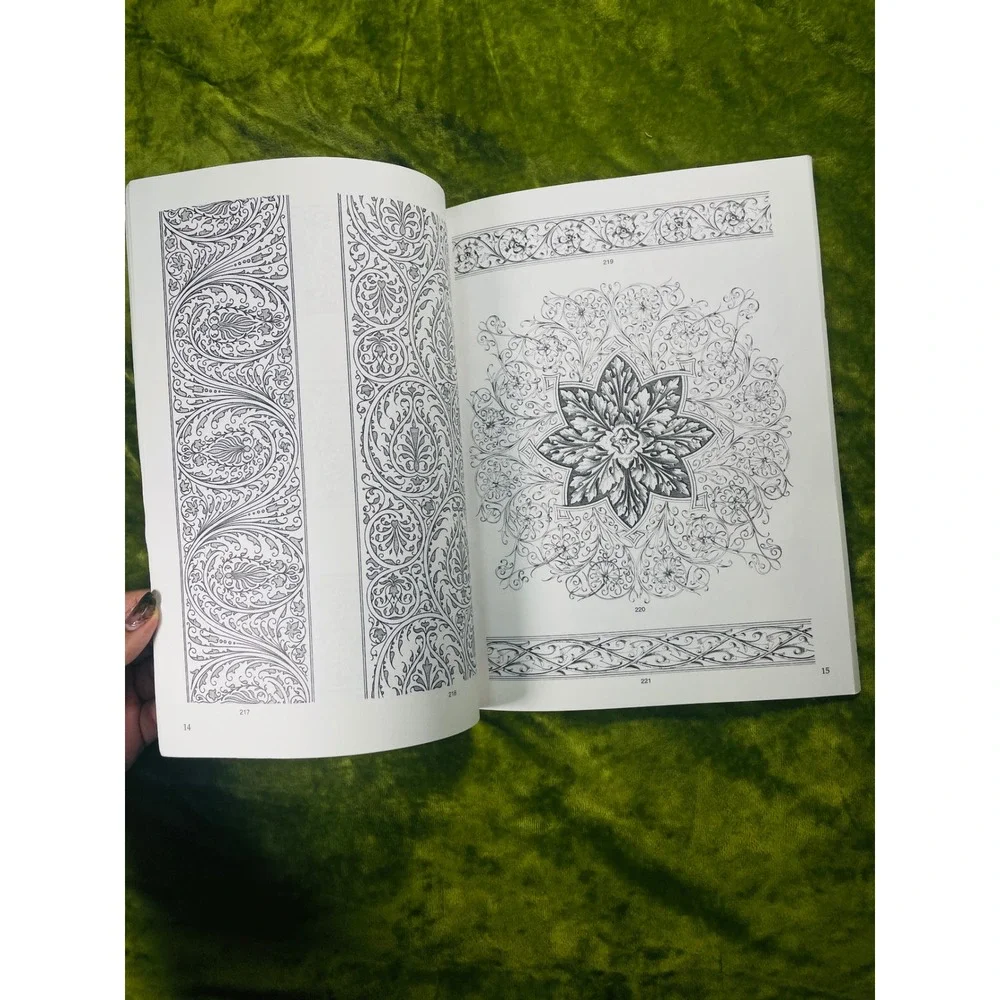 Dover Florid Victorian Ornament Book‎ Clip Art Designs 377 Royalty Free No CD